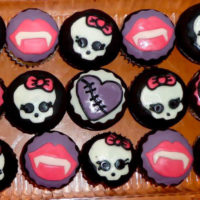 cupcakes-monster-high-personalizados-caprichitos-dulces-10